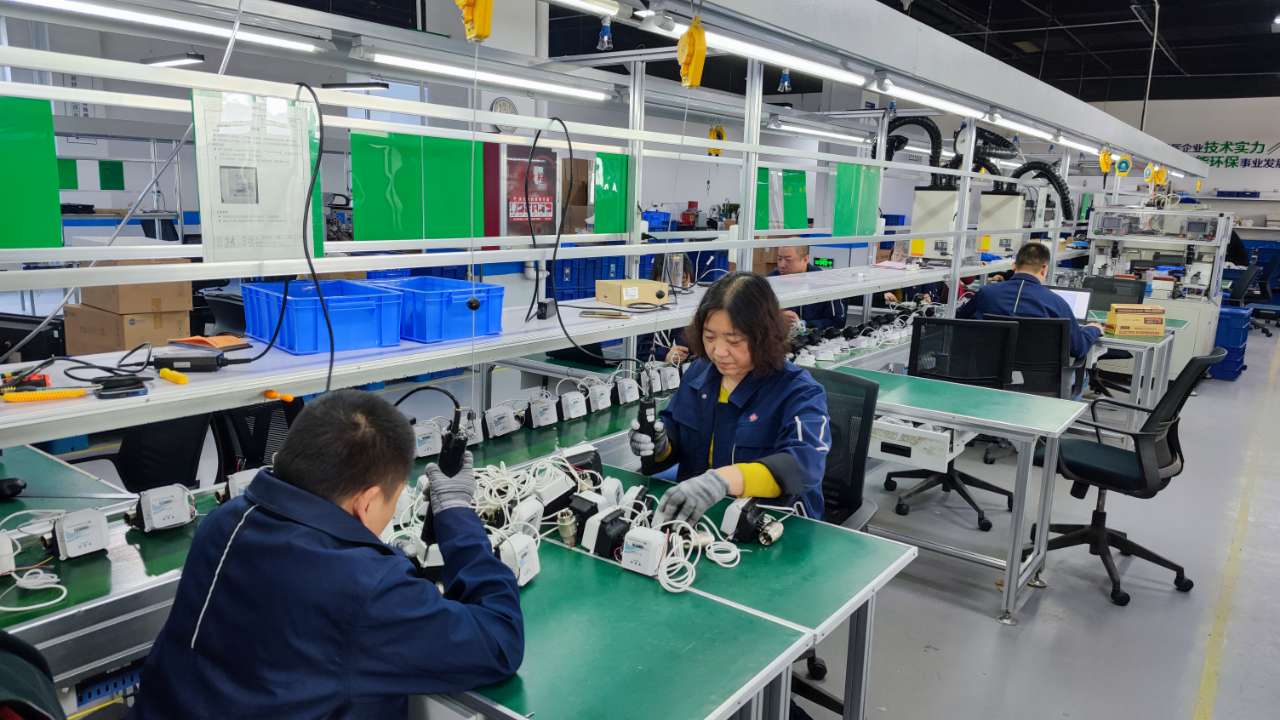【国庆坚守，此刻我在岗】菲律宾亚星人全力备战今冬供暖（二）(图9)